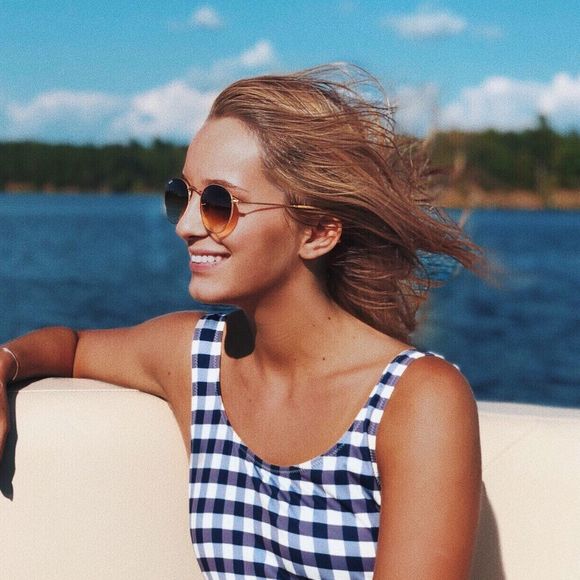 Meet your Posher, Coco - Picture 1 of 1